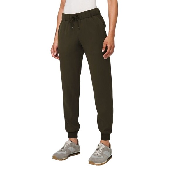 Lululemon On the Fly Olive Green Jogger Woven‎ Pant Drawstring Waist Athletic 10 - Picture 1 of 14